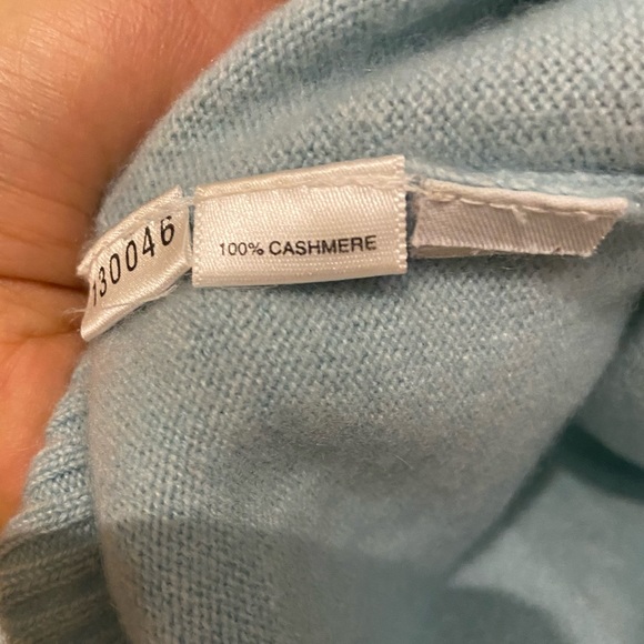 Ann Taylor Cashmere Sweater Size XS - Picture 8 of 8